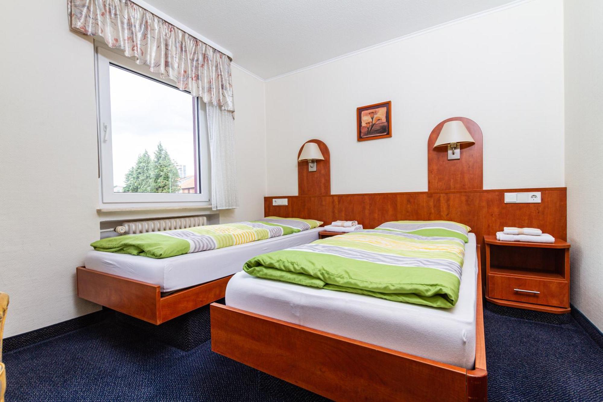 Landhotel Georgshof Hunfeld Ruang foto