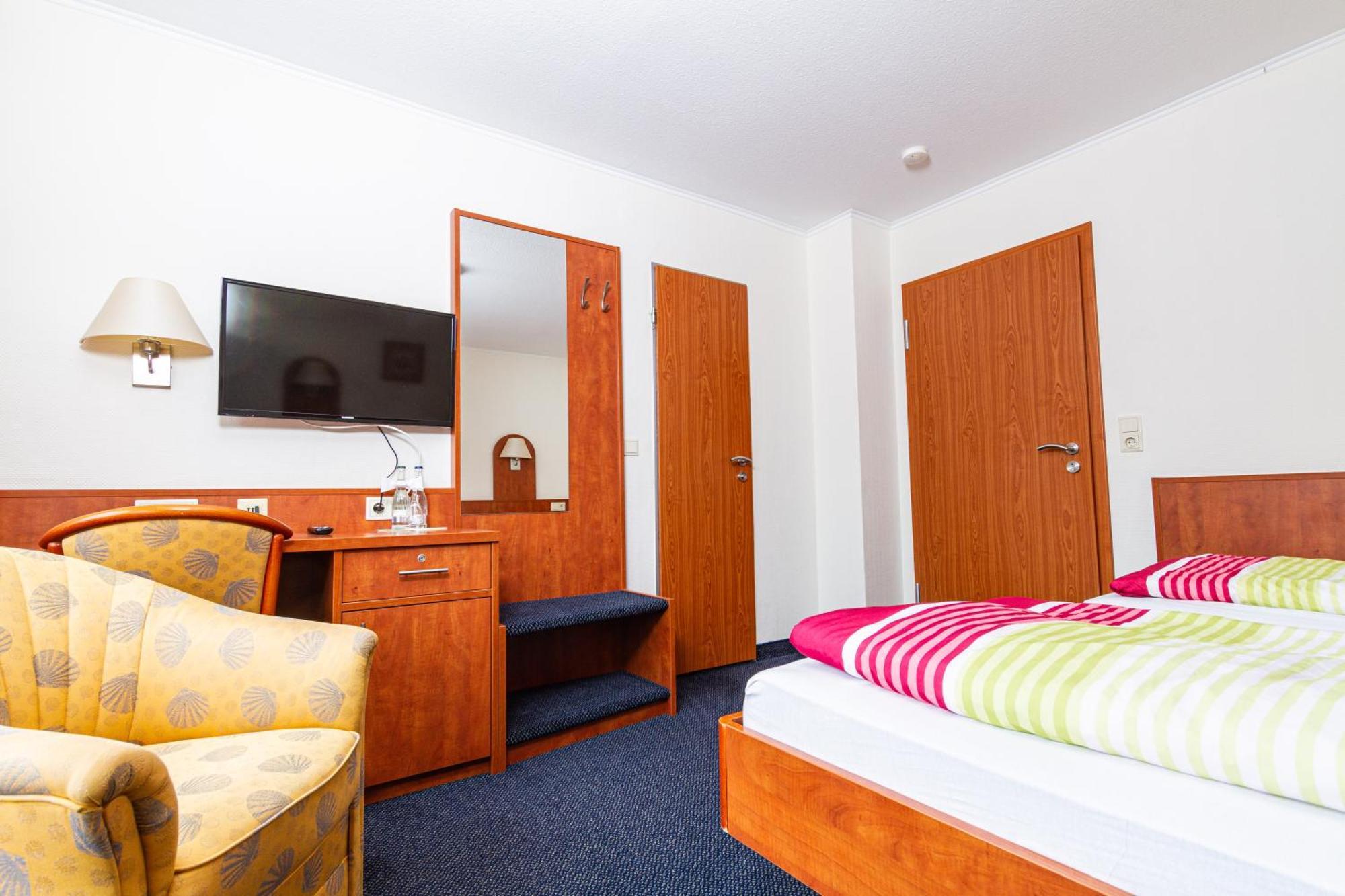 Landhotel Georgshof Hunfeld Ruang foto